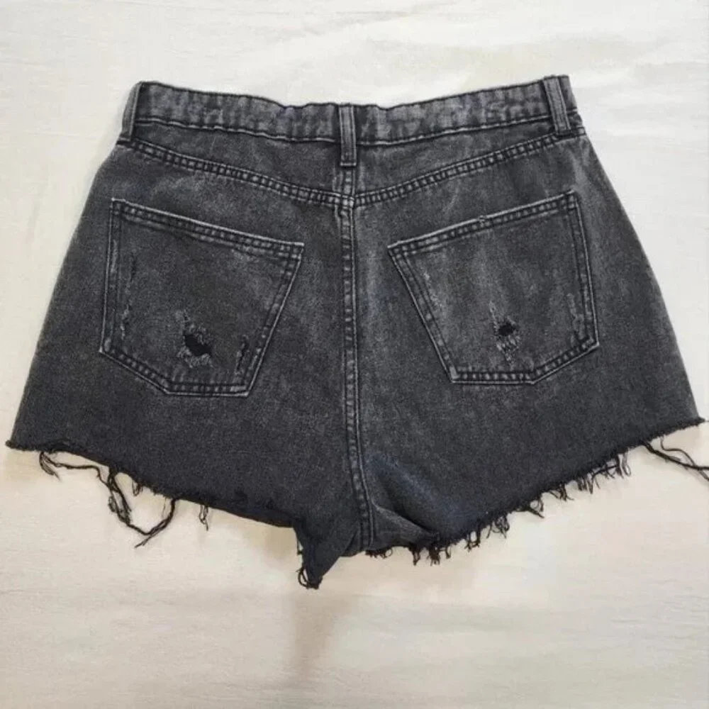 WILD FABLE Super High-Rise Distressed Denim Cutoff Jeans Shorts - Picture 5 of 11